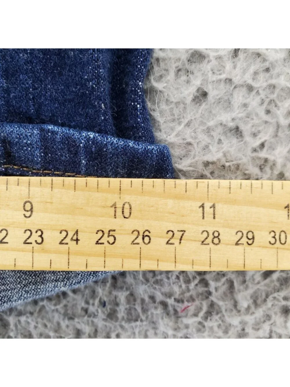 Levis Shorts Womens 14 Blue 515 Relaxed Fit Denim Folded Hem *Read*